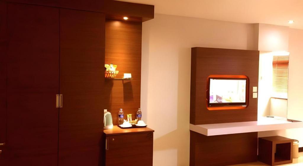 89 Hotel Batam ناغويا المظهر الخارجي الصورة